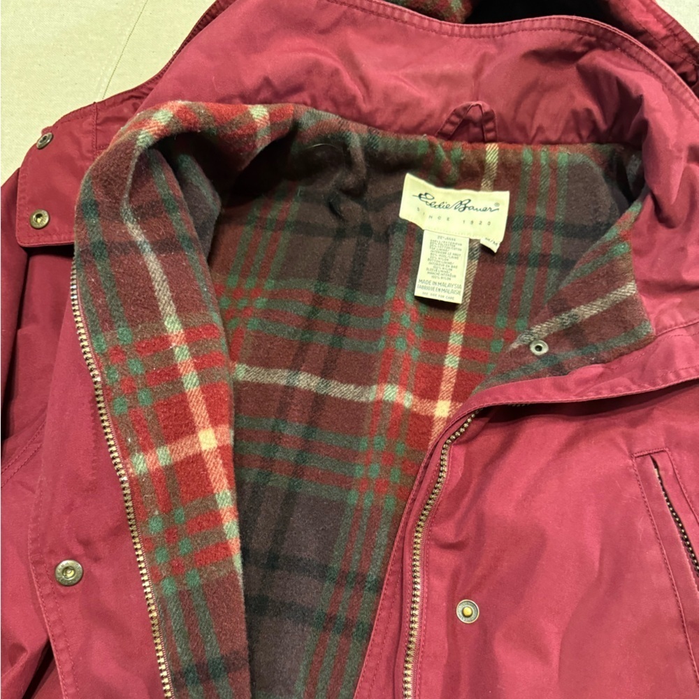 Vintage Eddie Bauer Women's Red Hooded Jacket - Picture 4 of 8